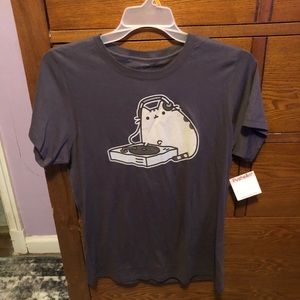Pusheen DJ Shirt in 2XL